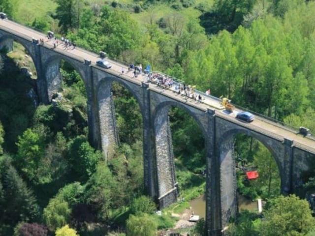 Saut à l'élastique au Viaduc de Coquilleau (85)