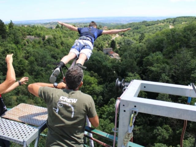 Saut à l'élastique au Viaduc de Pélussin (42)