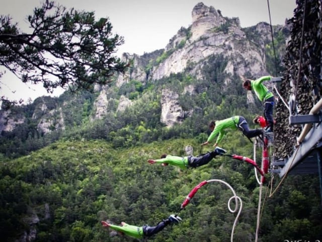 Saut à l'élastique "Le 107" au cœur des Gorges du Tarn