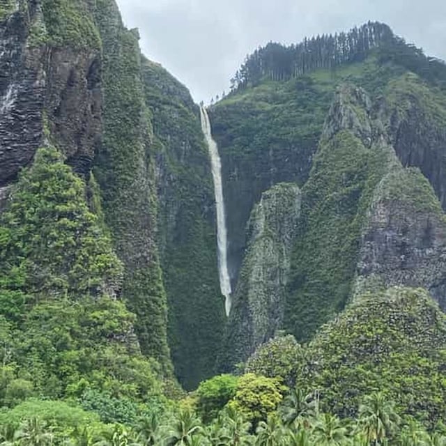 Île de Nuku Hiva : aventure à Hakaui avec Ana et Tangy