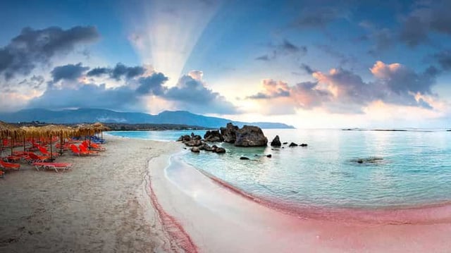 Au départ de La Canée : Excursion à la plage de sable rose de l'île d'Elafonisi