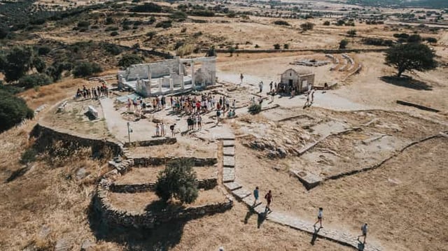 Naxos : Visite en bus avec temps libre pour déjeuner et se baigner