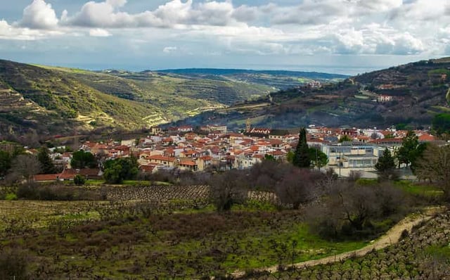 Chypre : Visite de dégustation de nourriture et de vin dans la montagne de Troodos avec déjeuner
