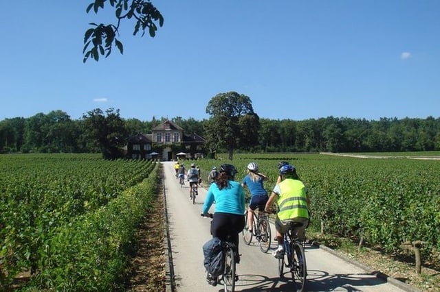 Balade à vélo en Bourgogne depuis Beaune avec dégustation de vins