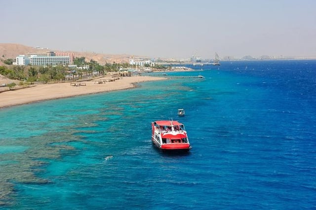 Balade en bateau à fond de verre à Eilat