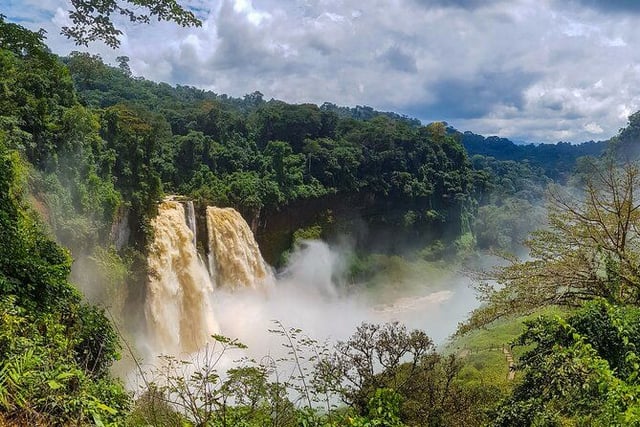 Visite des Cascades d'Ekom Nkam depuis Douala