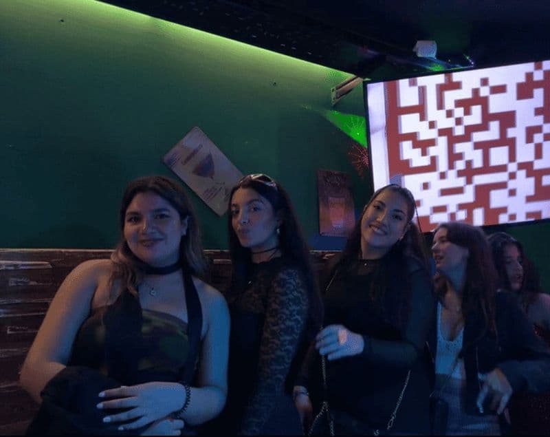 Billet Tournée des bars de Lisbonne : 1h d'open bar, shots et entrée au club VIP