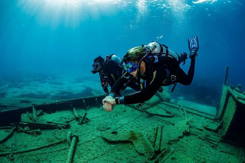 Billet Excursion de plongée d'une demi-journée pour les plongeurs certifiés