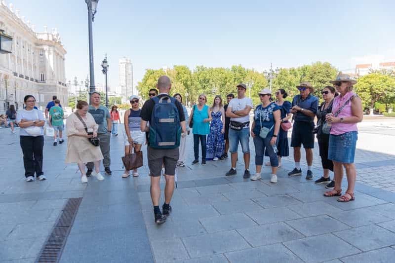 Billet Madrid : L'après-midi, visite du Palais royal et de la cathédrale de l'Almudena