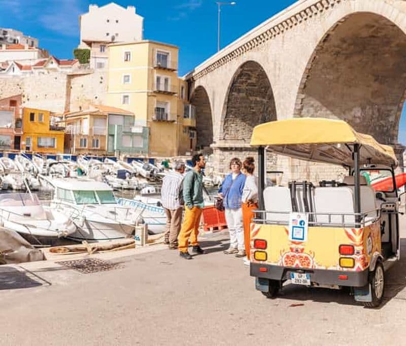 Billet Marseille : Explorez le Quartier Historique du Panier en Tuk Tuk Électrique