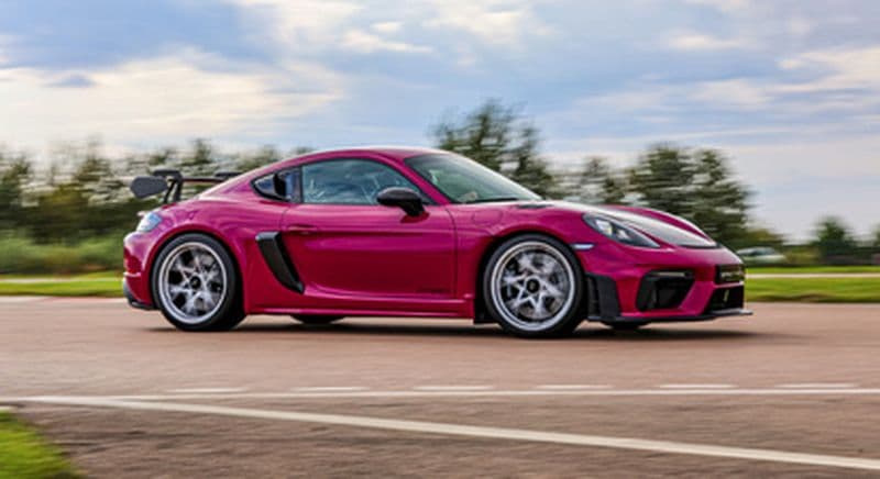 Billet Pilotage de 2 GT : Aston-Martin Vantage et Porsche Cayman 718 GT4 RS - circuit du Grand Roussillon