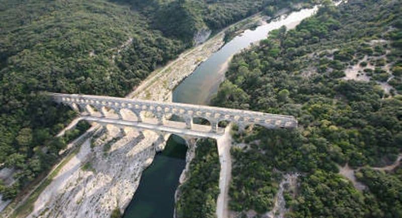 Billet Baptême de l'air en avion Biplan depuis Nîmes et survol du pont du Gard