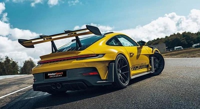 Billet Stage de pilotage en Porsche 992 GT3 RS - Circuit de Fay de Bretagne