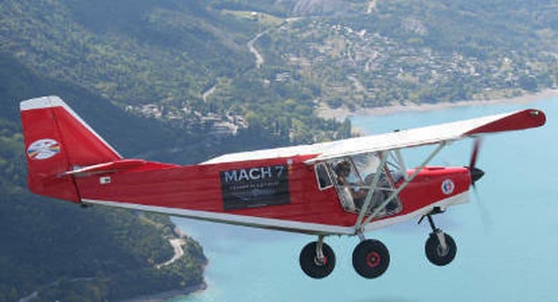 Billet Stage d'initiation au pilotage d'avion ultra léger à Avignon