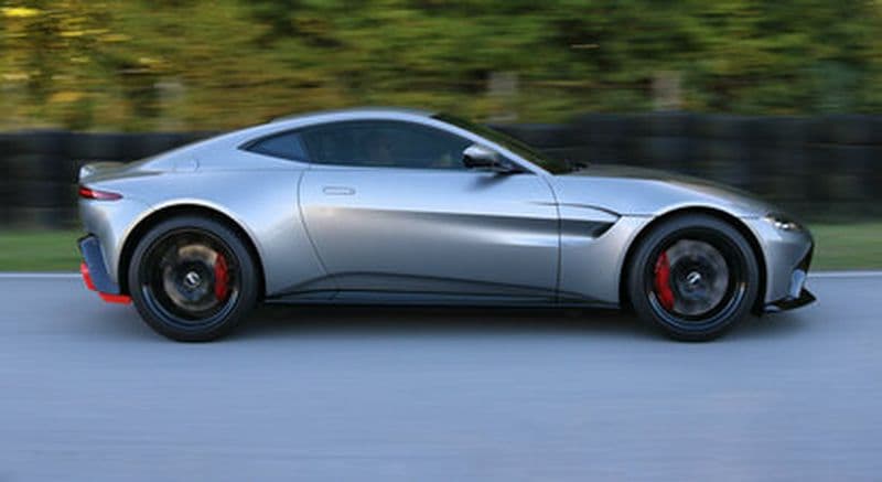 Billet Pilotage d'une Aston Martin V8 Vantage - Circuit de Mettet