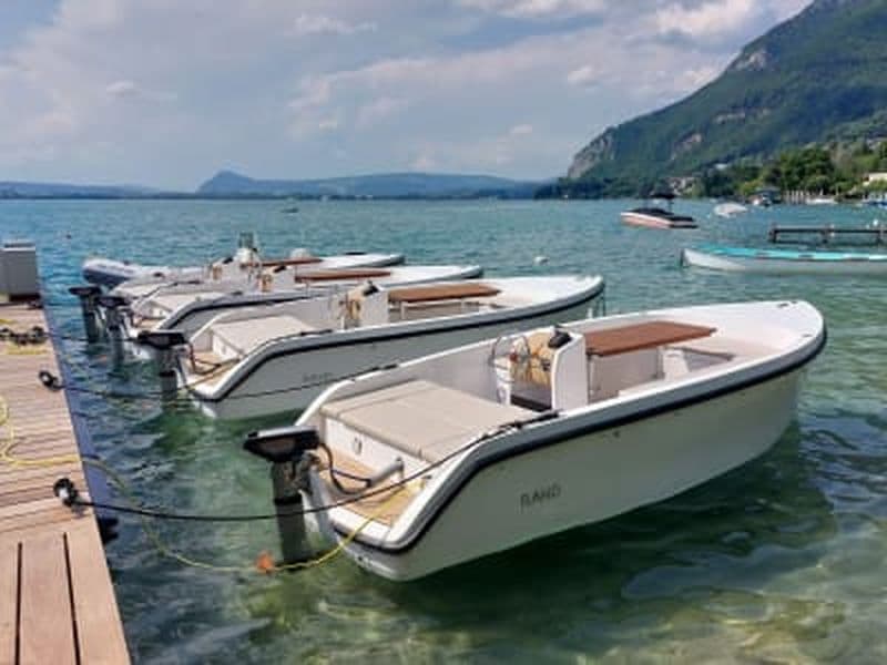 Billet Location de bateau sans permis sur le lac d’Annecy depuis Veyrier-du-Lac