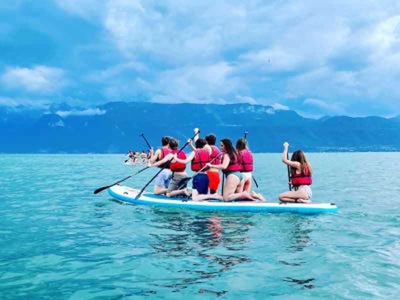 Billet Paddle géant près de Lausanne sur le lac Léman