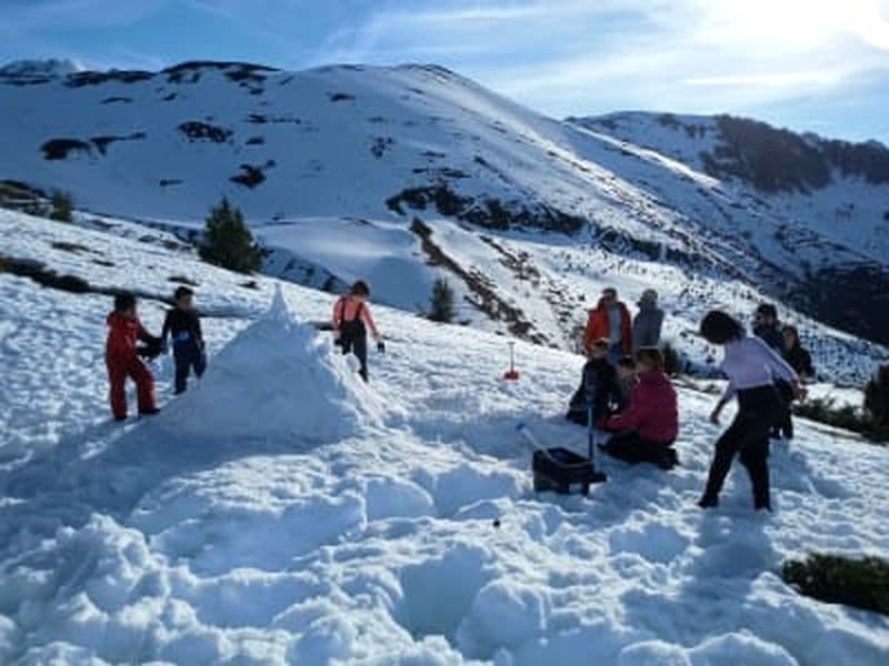 Billet Balade en raquettes à la station du Hautacam avec construction d'un igloo