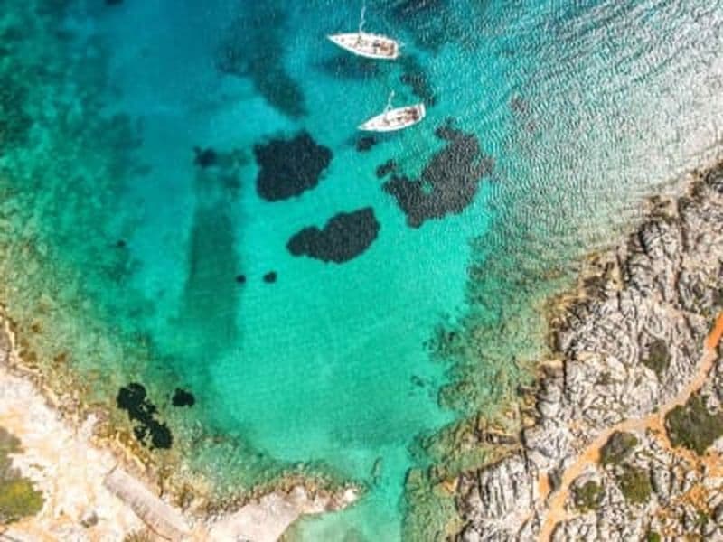 Billet Excursion en voilier sur l'île de Dia avec snorkeling et pêche au départ d'Héraklion