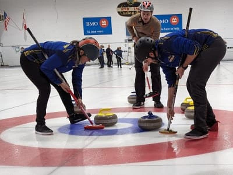 Billet Découverte du curling à Montréal, Mont-Royal