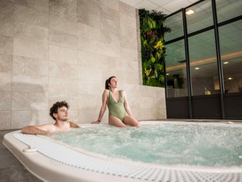 Billet SPA chez "Pureform" au Lac d'Annecy (74)