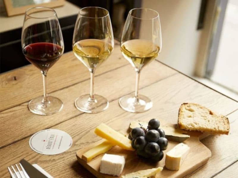 Billet Atelier oenologique "Accords vins & fromages" à Angers