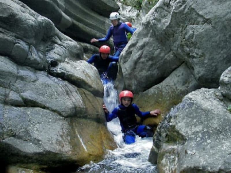Billet Canyoning dans les Gorges du Loup à Gourdon (06)