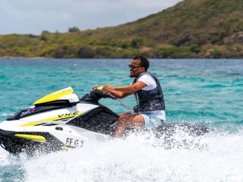 Billet Balade en jet ski dans la Baie du Marin en Martinique (972)