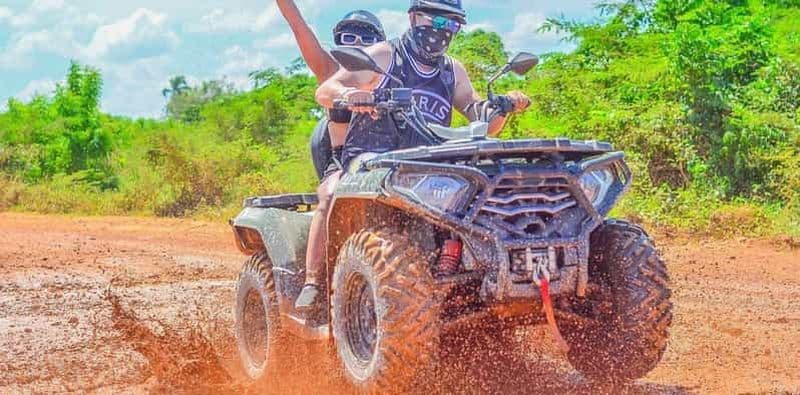 Billet Aventure en quad à Punta Cana : excursion à la plage et aux cénotes avec prise en charge