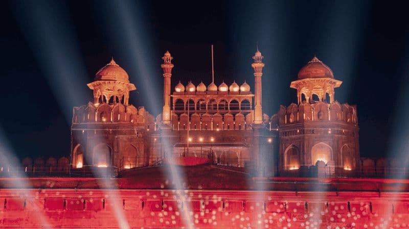 Billet Delhi : Spectacle son et lumière au Fort Rouge avec guide