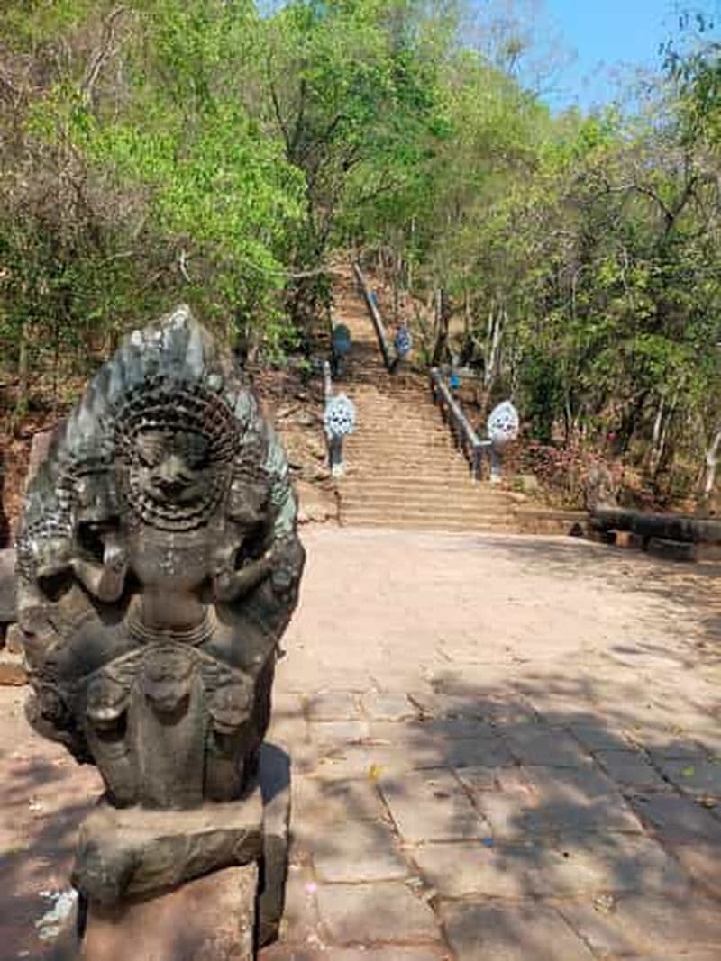 Billet Une journée de TukTuk Bambootrain, Banan, Killing & Bat Caves, coucher de soleil