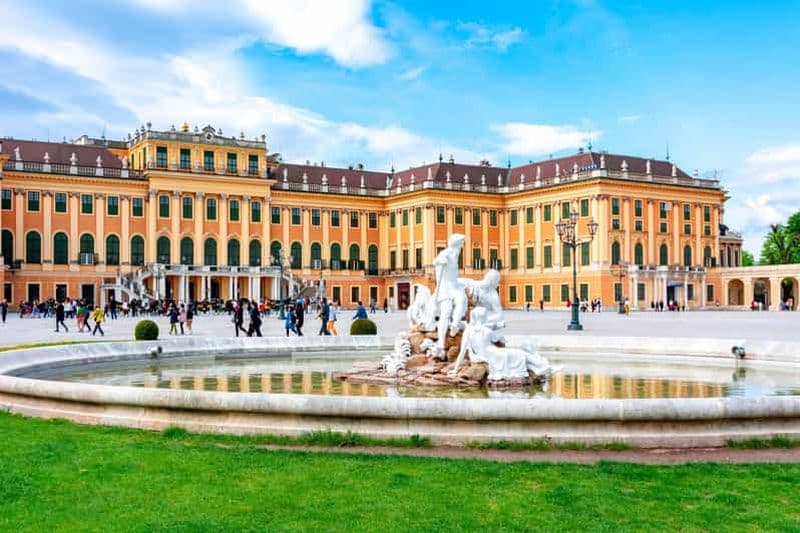 Billet Vienne : Visite du château de Schönbrunn et de ses jardins en coupe-file