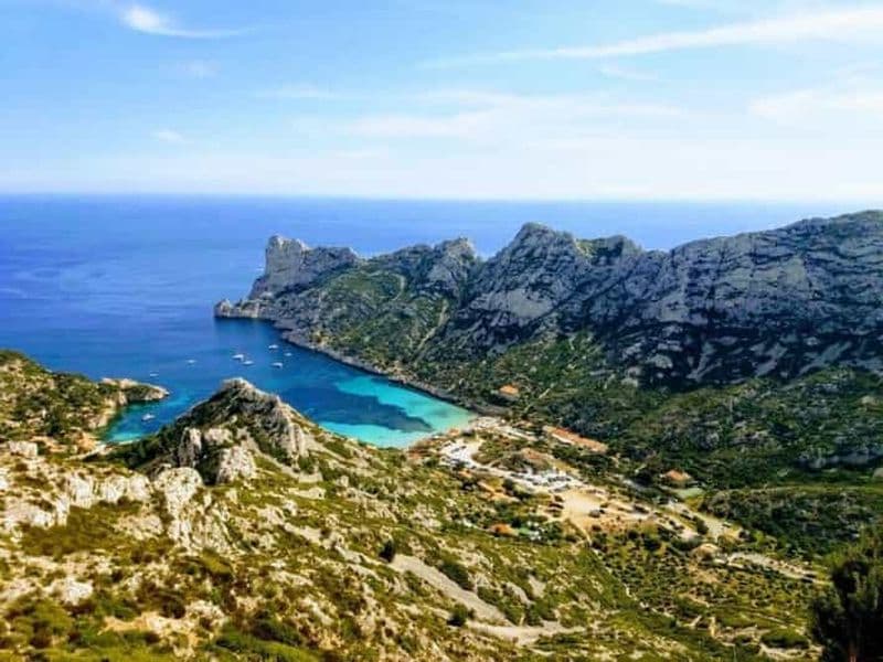Billet Parc national des Calanques : yoga et randonnée