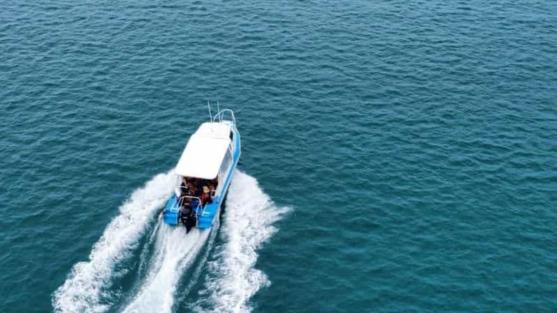 Billet Nouméa : excursion au phare de l'île Amédée et baignade avec les tortues