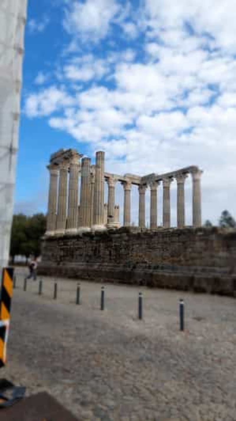 Billet Promenade dans l'ère d'or d'Évora et dégustation de vins portugais.