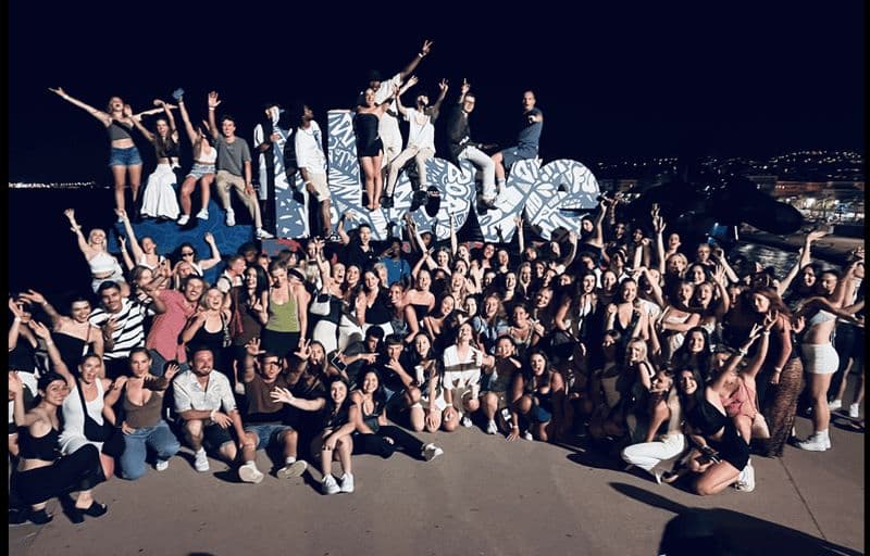 Billet Nice : tournée des bars, 4 bars + 1 club avec VIP et shots gratuits