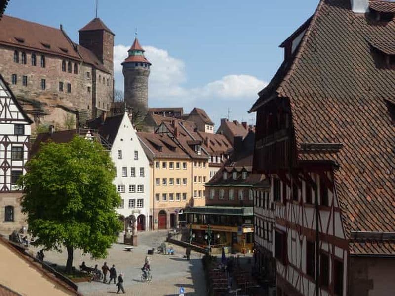 Billet Visite à pied de la vieille ville de Nuremberg et des lieux de rassemblement nazi