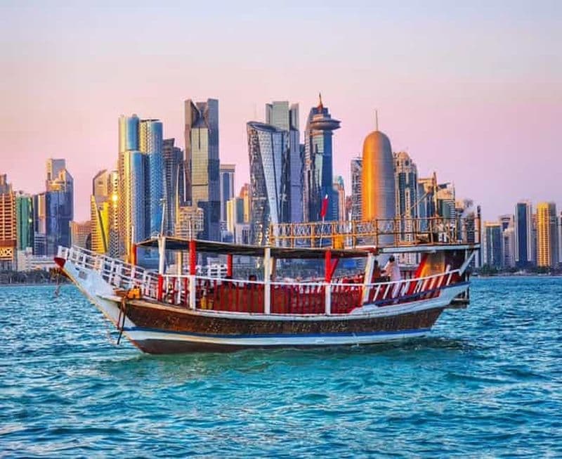 Billet Doha : croisière en boutre arabe avec dîner, thé et café