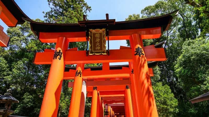 Billet Kyoto : visite des temps forts du sanctuaire de Fushimi Inari et du château de Nijo