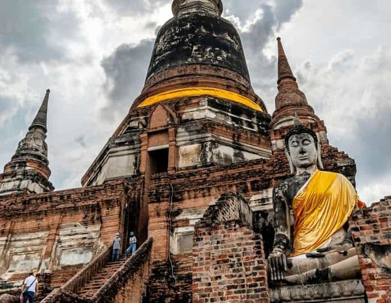 Billet Depuis Bangkok : visite du patrimoine d'Ayutthaya avec sortie en bateau au coucher du soleil