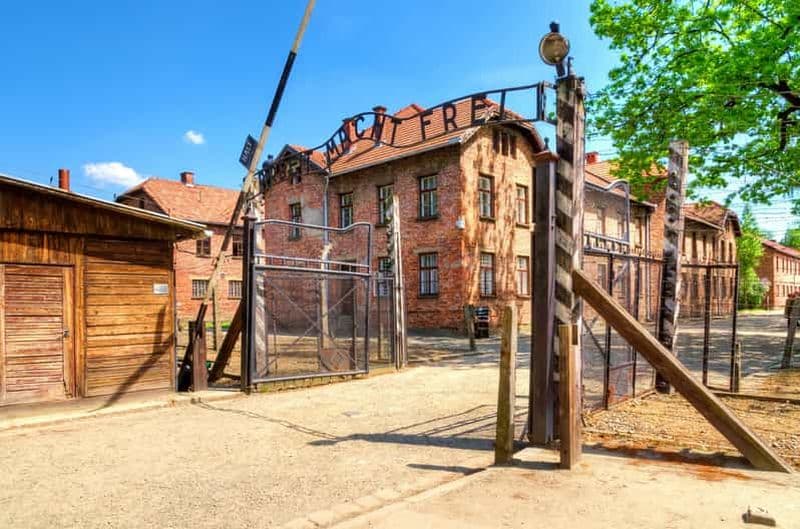 Billet Cracovie : Visite guidée d'Auschwitz avec prise en charge à l'hôtel en option