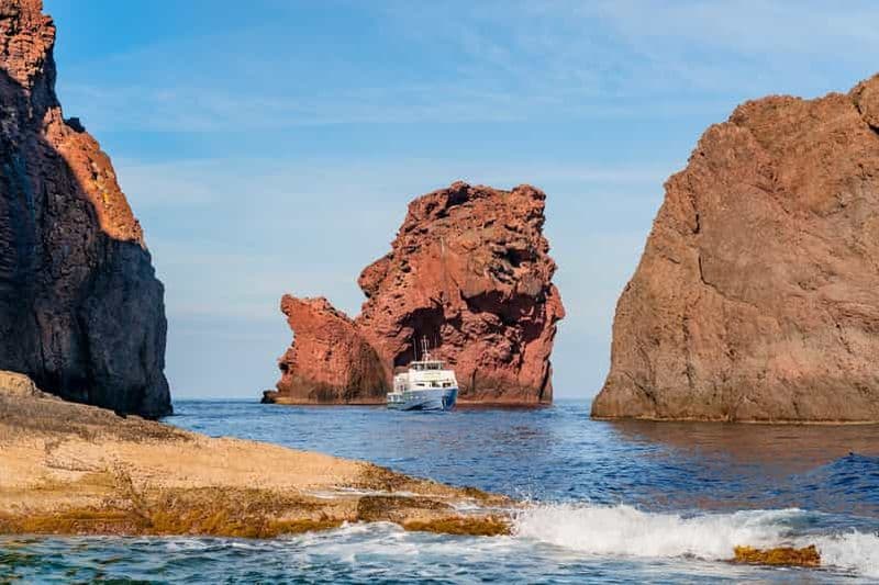 Billet Depuis Porto : visite de Scandola et Girolata en bateau