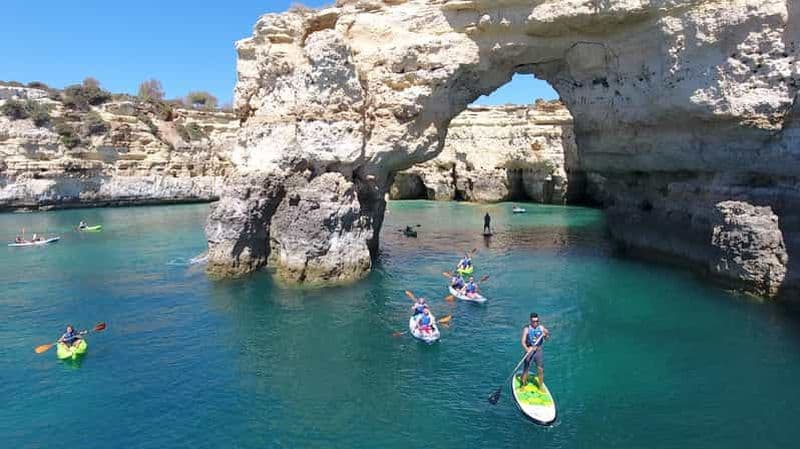 Billet Depuis Albufeira : visite des grottes cachées de Benagil en kayak