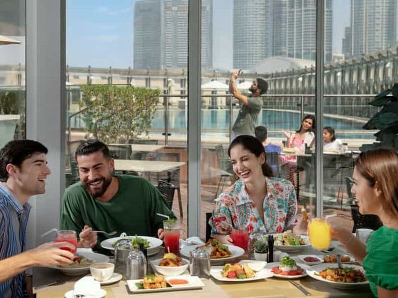 Billet Burj Khalifa : Niveaux 124 et 125 et repas à 3 plats du Burj Club