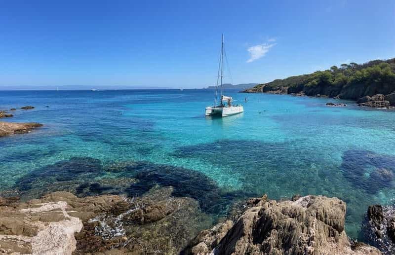 Billet Découverte 2h en catamaran Presqu'île de Giens - Porquerolles