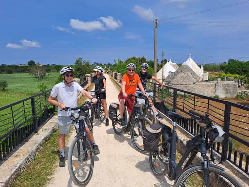Billet Locorotondo : visite en vélo électrique sur la piste cyclable de l'aqueduc des Pouilles