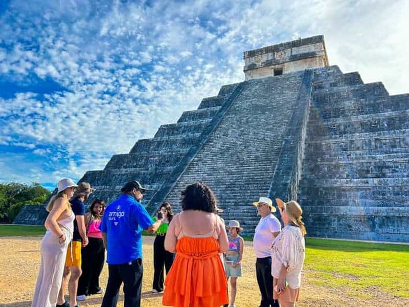 Billet Au départ de Mérida : Chichen Itza, Izamal et cénote avec déjeuner buffet