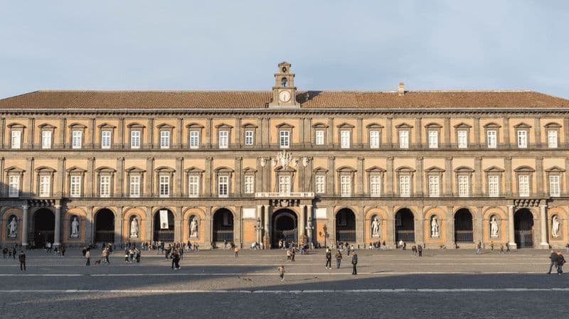 Billet Naples : billet d'entrée au Palais Royal avec audioguide numérique