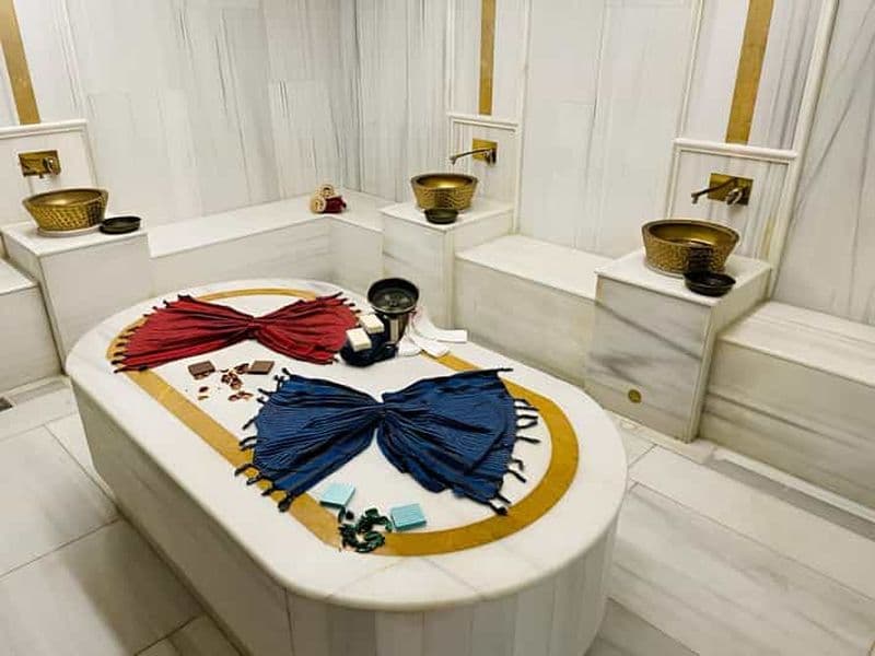 Billet Istanbul : Bain turc privé, massage et piscine à Taksim