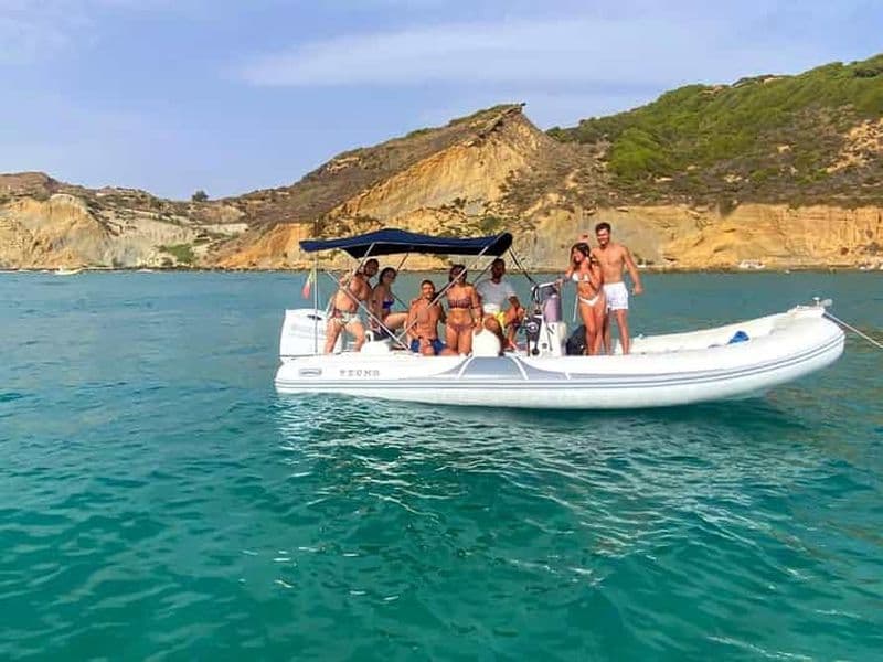 Billet San Leone : visite d'une demi-journée en bateau Scala dei Turchi avec Skipper